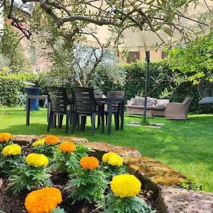 halloween-house-private-garden-amorino.hotelinveneto.com/