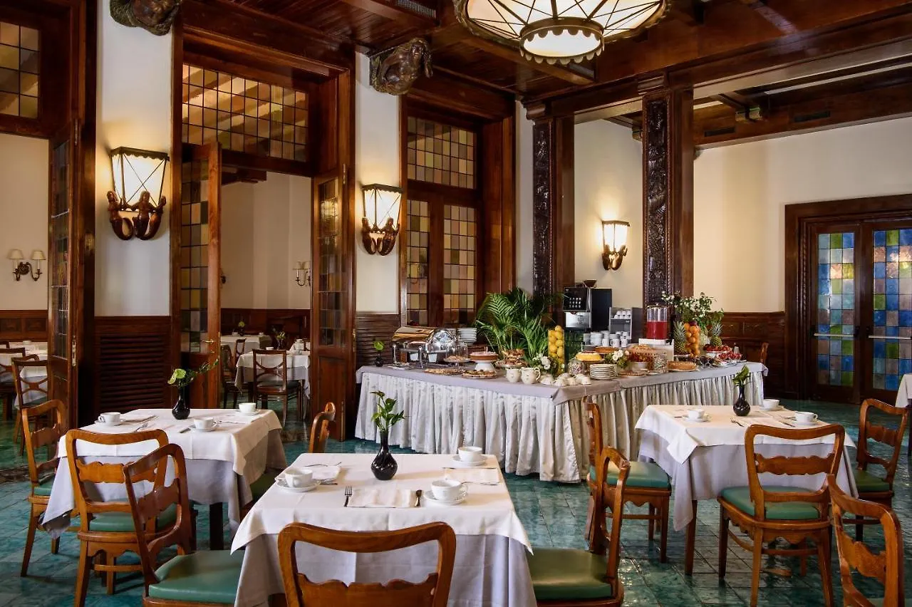 Bettoja Hotel Mediterraneo Rome 4*,